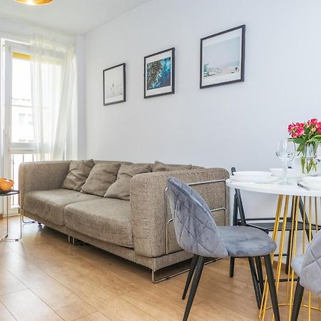 Hello Apartments Dworska Light Гданск Екстериор снимка